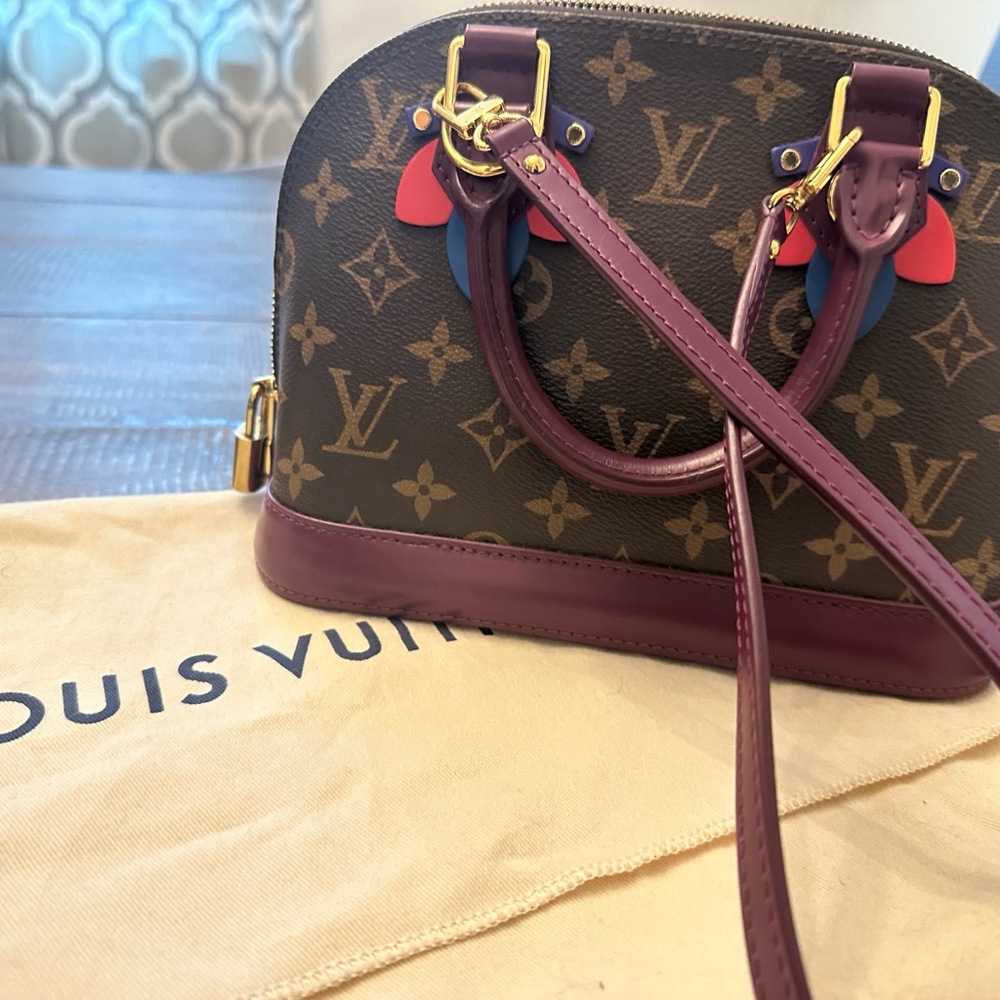 Louis Vuitton Totem Monogram BB/with strap